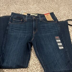 Levi’s 726 Flare Jeans NWT Dark Wash